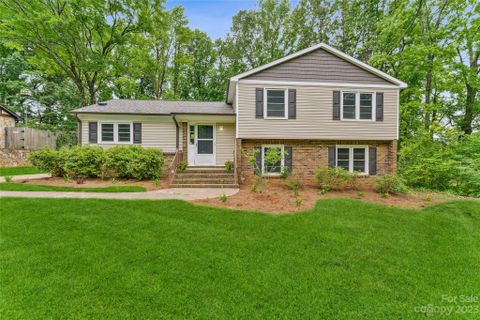 7214 Riding Trail Road