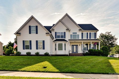 2404 Claridge Road