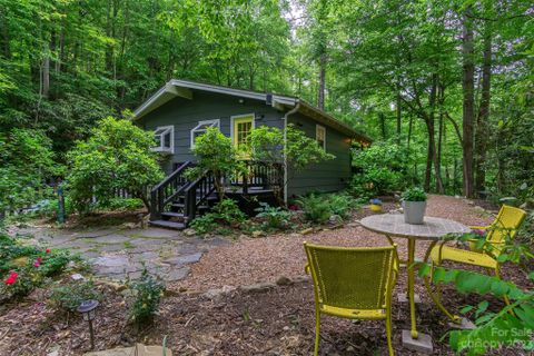 119 Lakey Gap Acres Road sold home in Lakey Gap Acres, Black Mountain, NC