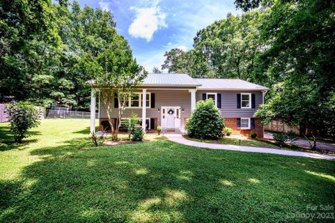 117 Windy Oaks Court sold home in Sutton Place, Lenoir, NC