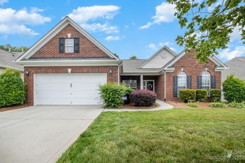 109 Wood Lake Drive sold home in Villas of Sun Valley, Monroe, NC