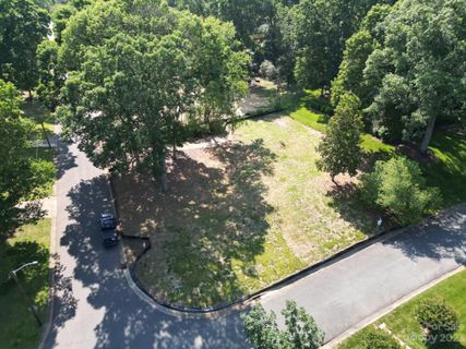 4316 Emory Lane