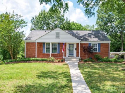 164 Sw Rutledge Avenue sold home in Sedgefield, Concord, NC