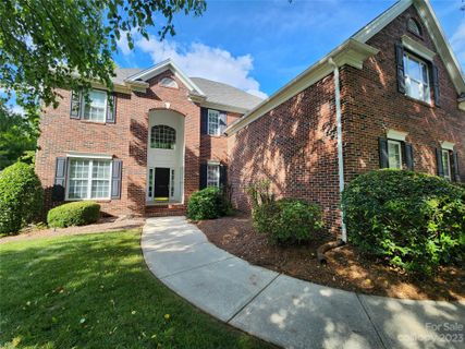 8526 Wren Creek Drive