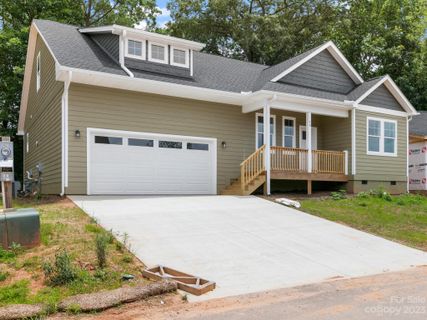 79 Greenwood Fields Drive