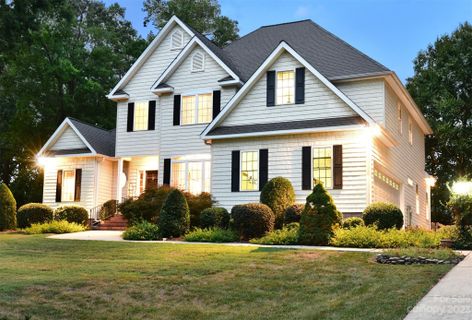 343 Pine Bark Circle