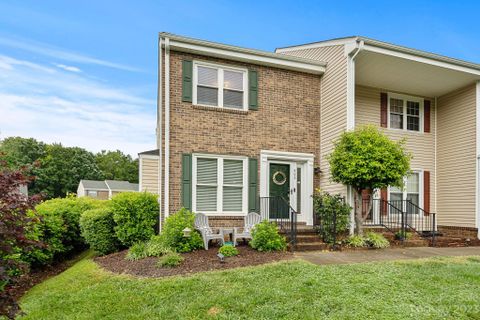 993 Surry Lane