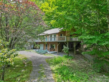 97 Rainbow Lane