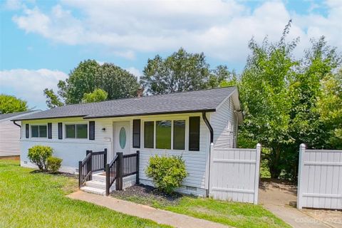 2711 Abelwood Road
