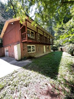 871 S Country Club Drive sold home in Forest Hills, Cullowhee, NC