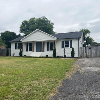 157 Downey Lake Road sold home in Rocky Knolls Acres, Dallas, NC
