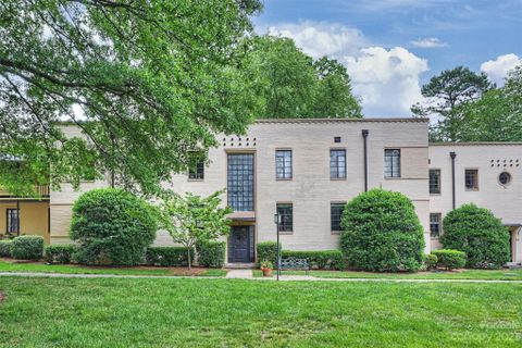 1121 Myrtle Avenue 64 sold home in Myrtle Square, Charlotte, NC