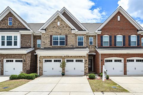 107 Dellbrook Street Unit D sold home in Cove at Morrison Plantation, Mooresville, NC