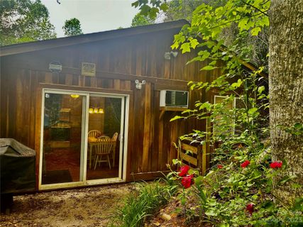 1181 Jenkins Branch Road sold home in Riverwood, Bryson City, NC
