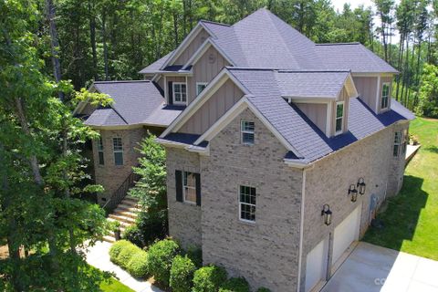 372 Barber Loop