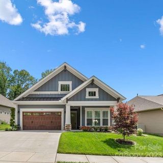 1367 Stonecroft Lane sold home in Woodbridge, Concord, NC