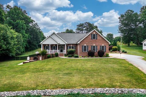 Previously sold for $664,000