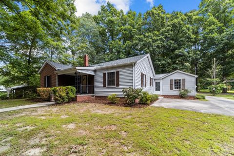 904 Kenreed Drive sold home in Wallcliff Park, Thomasville, NC