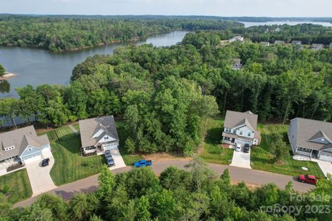 12030 Mariners Cove Court