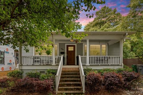 1916 Hamorton Place