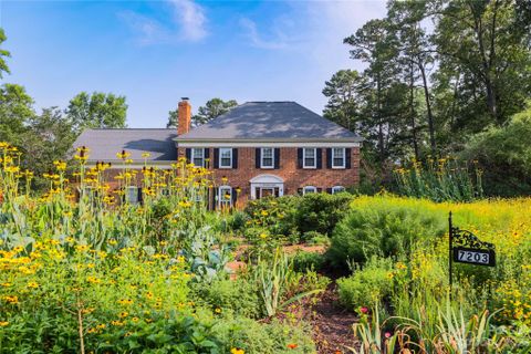 7203 Colleton Place sold home in Crown Colony, Charlotte, NC