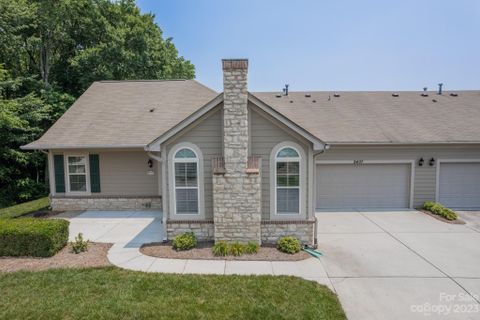 2407 Coltsview Lane
