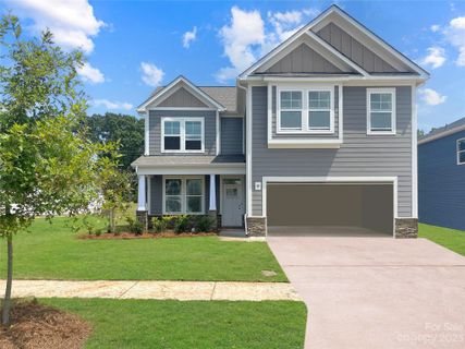 1305 Black Walnut Street 67