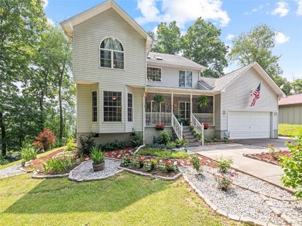 235 Loop Road