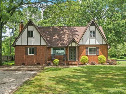 5249 Auburndale Road