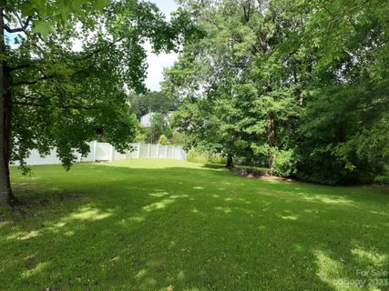 6041 Sullins Road