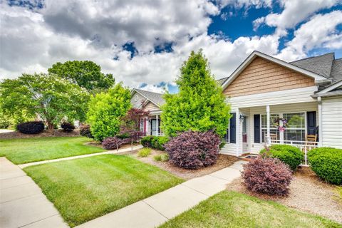 705 Dalebrook Lane