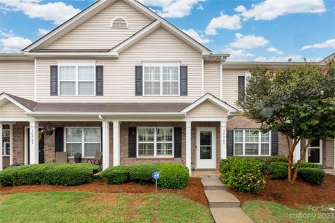10549 Stoneacre Court