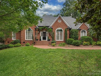 2304 Gunners Court