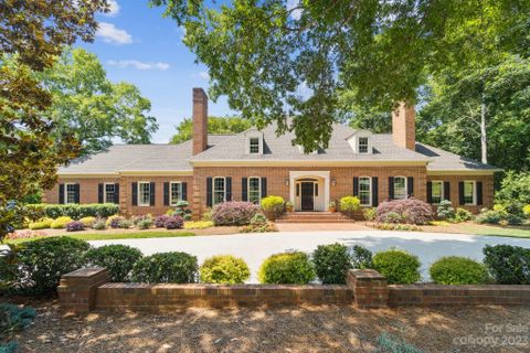 332 Deauville Road