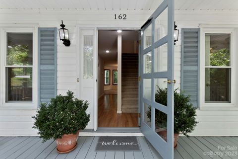162 Cottontail Lane