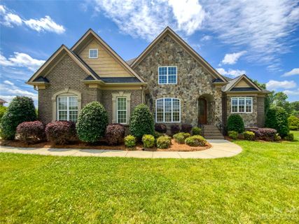4817 Campobello Drive sold home in Old Gate, Monroe, NC