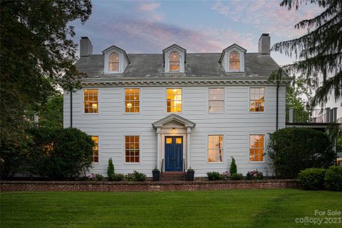 1 Evelyn Place