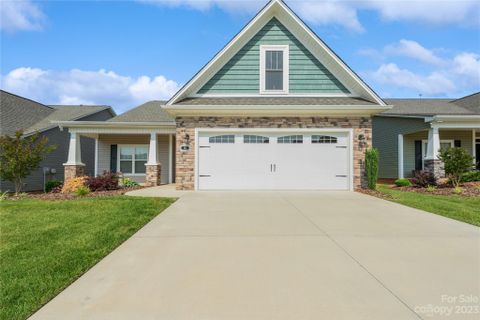 851 Wisteria Way