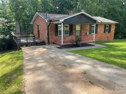 2118 Powderhorn Court 153 sold home in Town and Country, Lenoir, NC