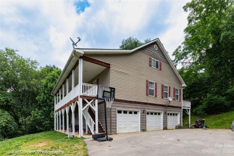 349 Hunters Ridge Road