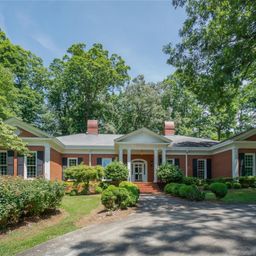 620 N 9th Street