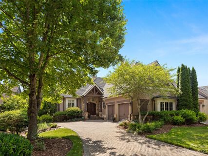 26 Foxbridge Way