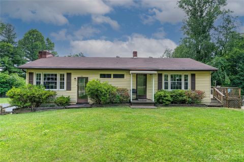 134 Stradley Mountain Road sold home in Stradley Mountain Park, Asheville, NC
