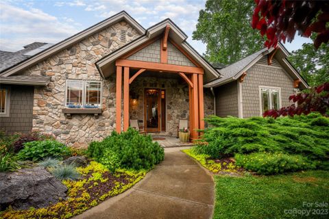 121 Fortress Ridge sold home in Hamburg Mountain, Weaverville, NC