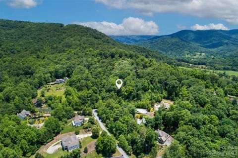 158 Twin Courts Drive 219