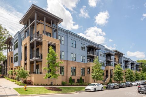 2401 Euclid Avenue 212