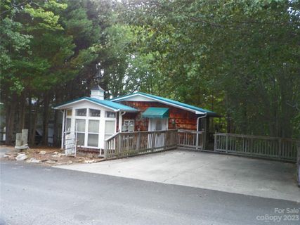 114 Sailboat Drive