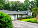 1722 Bluebird Drive sold home in Hendersonville, SC