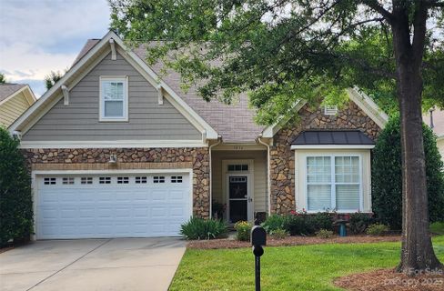 3036 Streamhaven Drive
