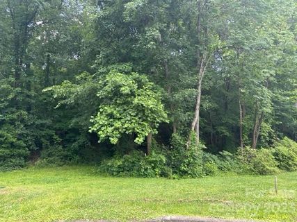 192 188 196 197 193 Riverbirch Drive